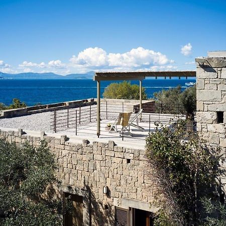 Nikolaou Art Residence Aegina 外观 照片