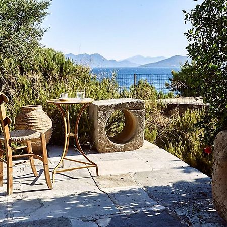 Nikolaou Art Residence Aegina 外观 照片