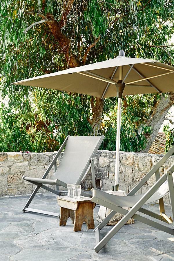 Nikolaou Art Residence Aegina 外观 照片